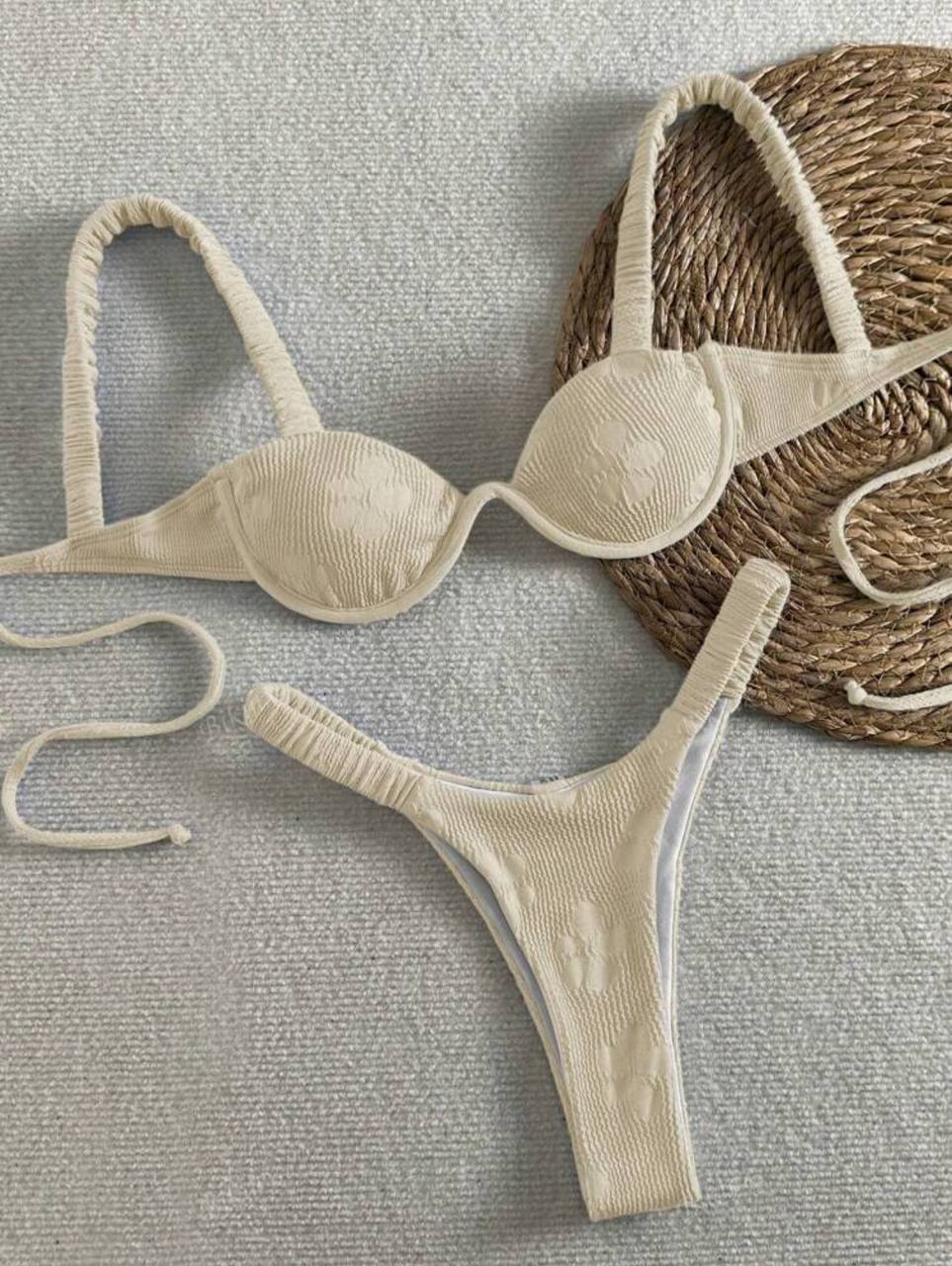 Floral Textured Underwire Bikini Set