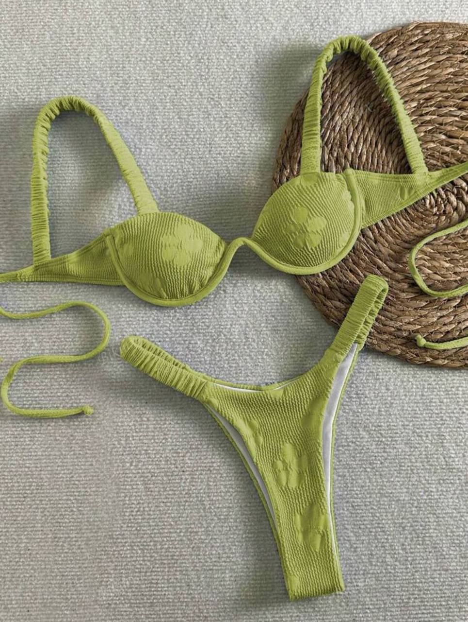 Floral Textured Underwire Bikini Set
