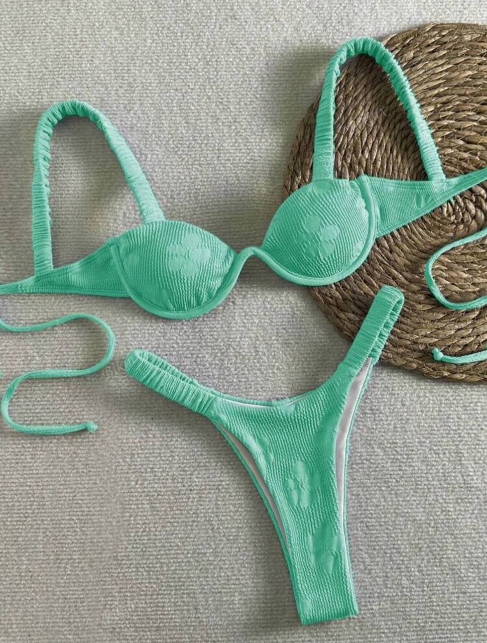 Floral Textured Underwire Bikini Set