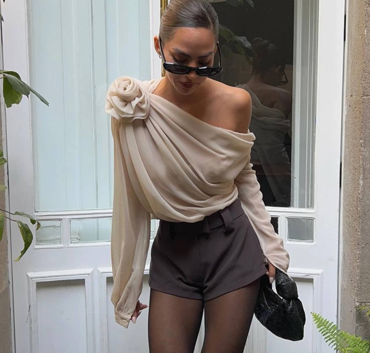 French Irregular Oblique-neck Flower Applique T Shirt Sexy Off Shoulder Temperament